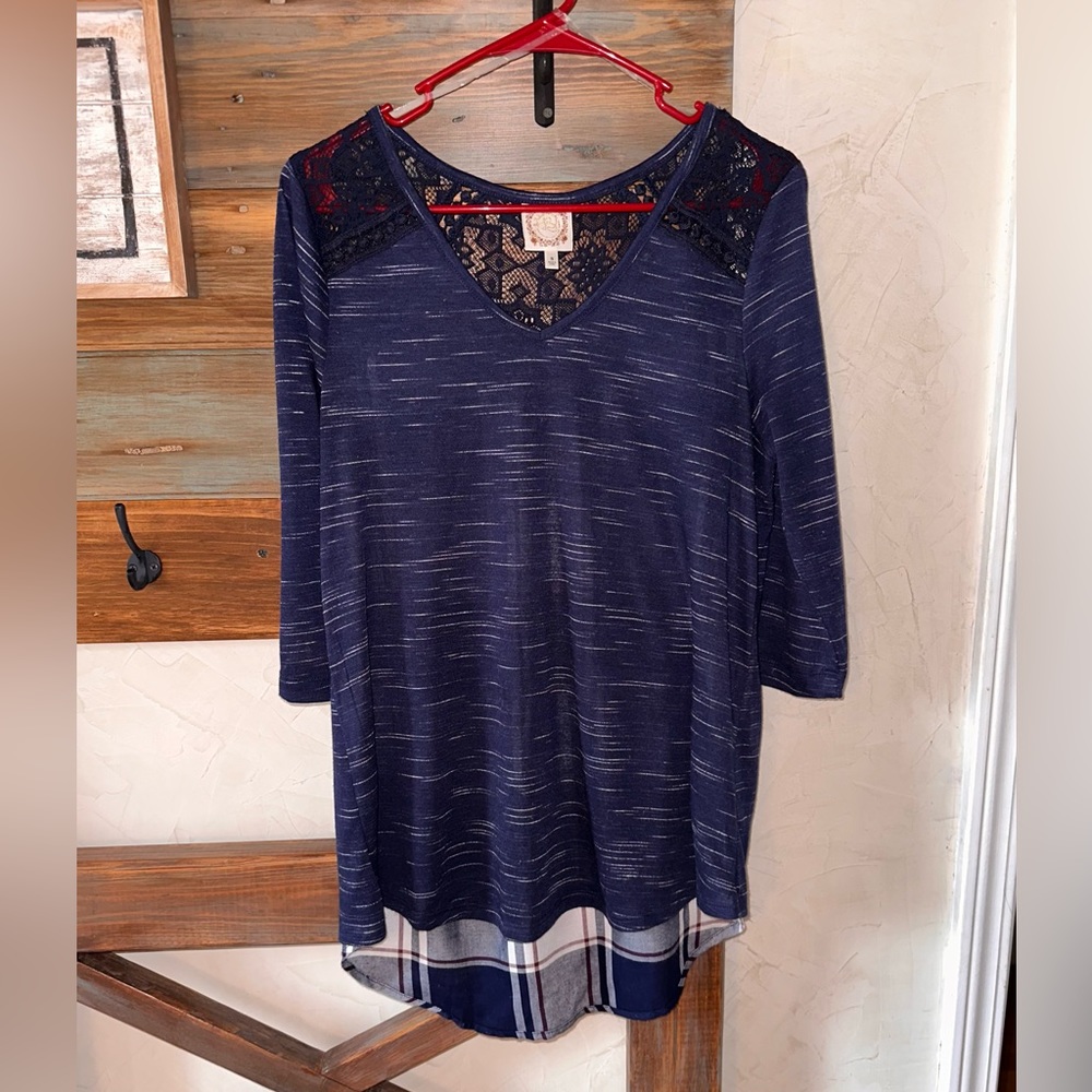 Tru Self Small Women’s Tunic Top Size